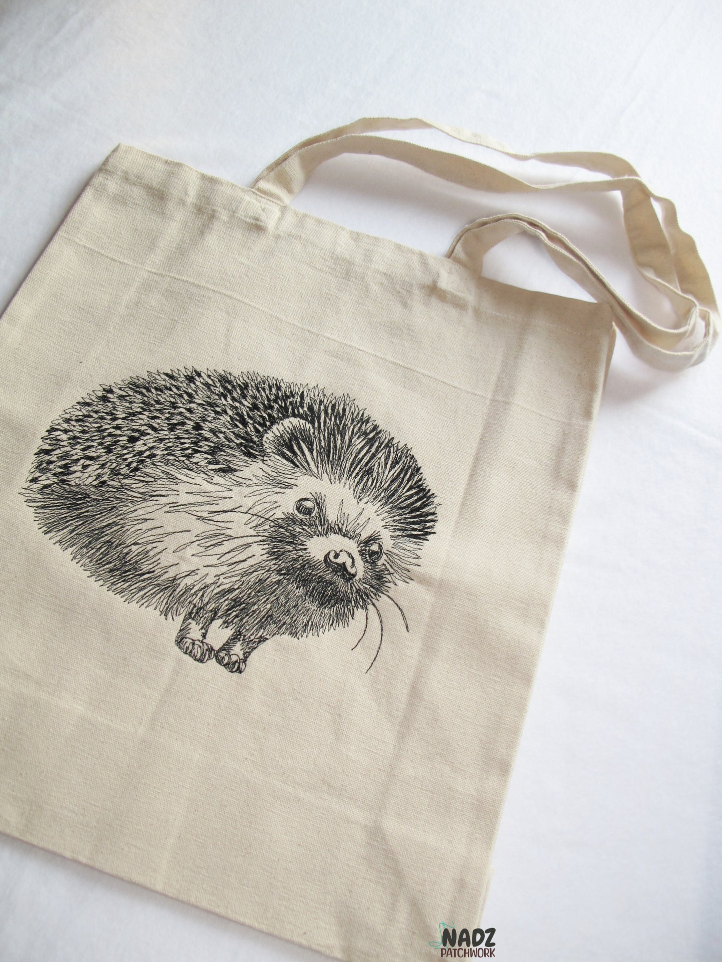 Gestickte Baumwolltasche | mitlangen Henkeln | Jutebeutel | Baumwolltasche | Einkauftstaschen | Stofftaschen | Erdbeer Bienen| Canvastasche